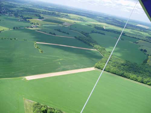 hang gliding